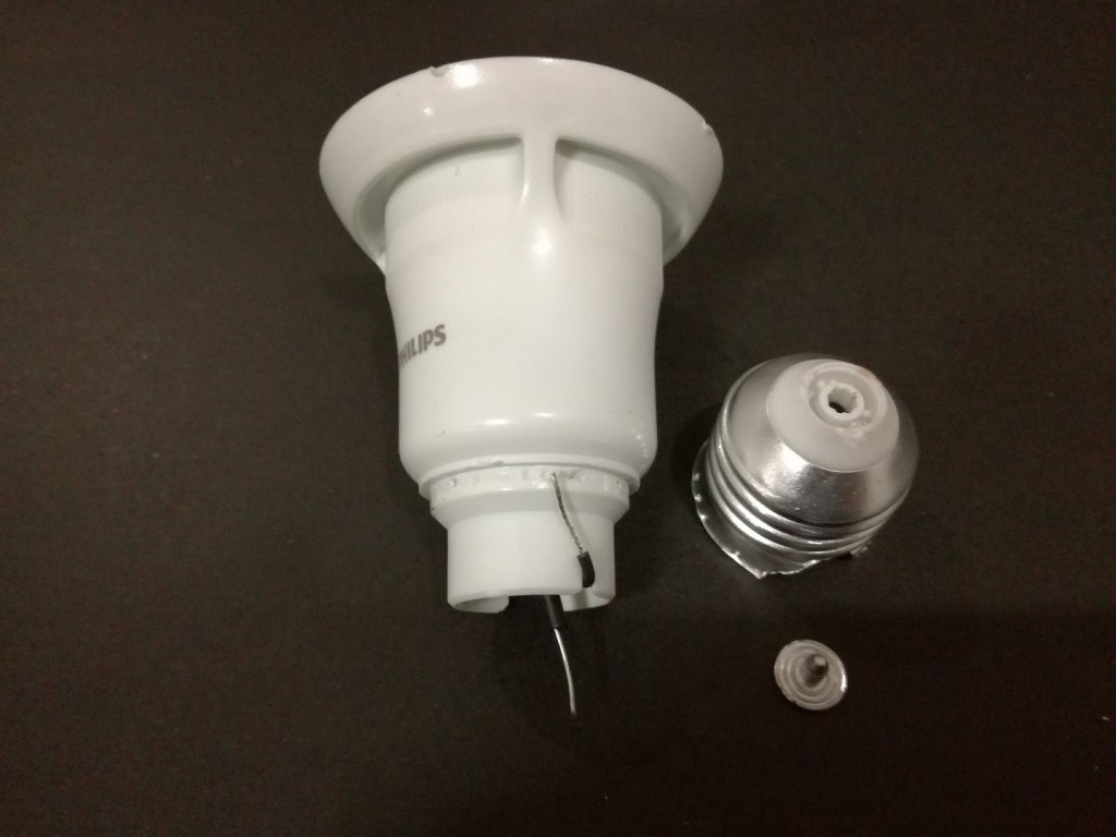 philips-6W-remove_lamp_base